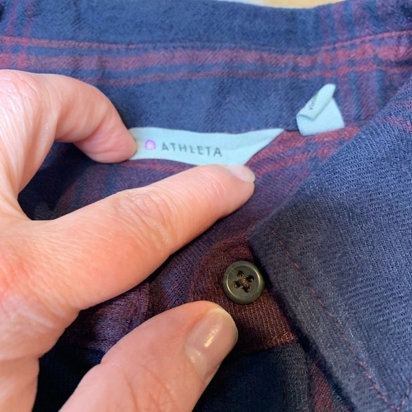 Athleta Trail to Town Plaid Button Down Tunic - Picture 4 of 7